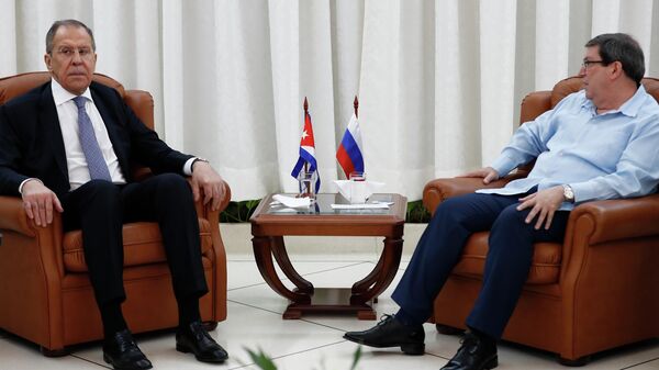 Министр иностранных дел РФ Сергей Лавров и министр иностранных дел Кубы Бруно Родригес Паррилья во время встречи