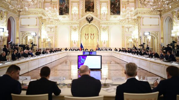 Президент РФ Владимир Путин проводит совместное расширенное заседание президиума Государственного совета и Совета при президенте по науке и образованию
