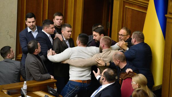Потасовка во время заседания Верховной рады Украины. 6 февраля 2020