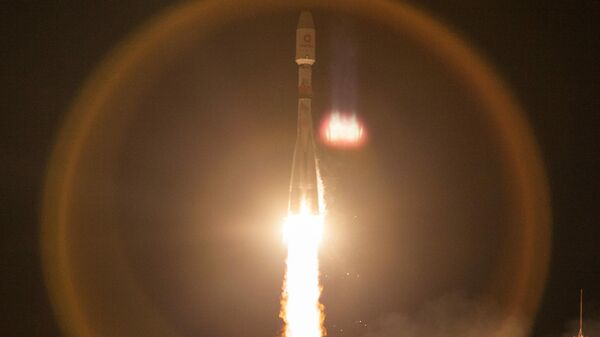 Пуск ракеты-носителя Союз-2.1б с разгонным блоком Фрегат и 34 космическими аппаратами OneWeb на борту с космодрома Байконур