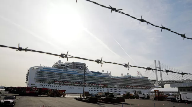 Круизное судно Diamond Princess в Йокогаме. 7 февраля 2020