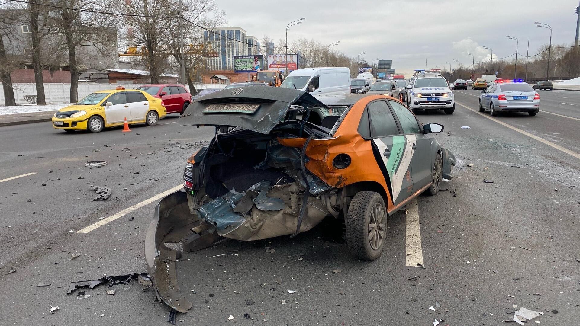 ДТП с участием каршеринга на Кутузовском проспекте в Москве - РИА Новости, 1920, 24.10.2020