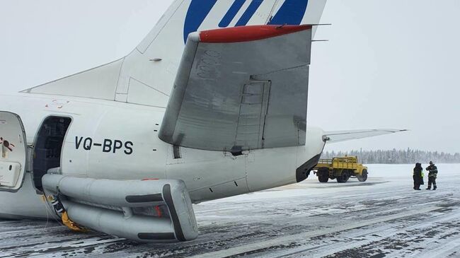 Самолет UTair совершил жесткую посадку в аэропорту Усинска. 9 февраля 2020