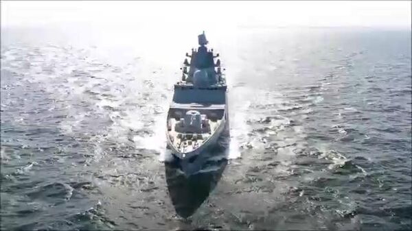 Испытания фрегата Адмирал Касатонов в Баренцевом море. Стоп-кадр видео Минобороны РФ