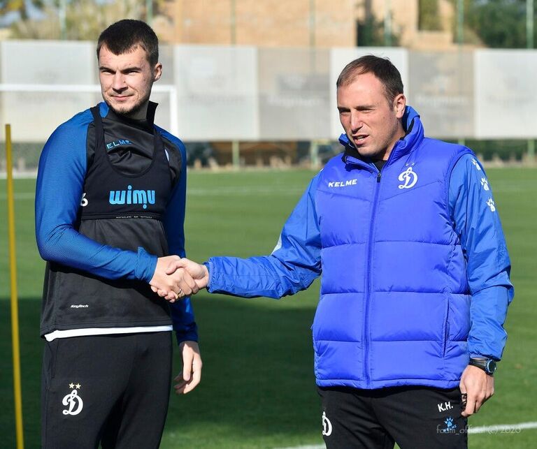 Николай Комличенко и Кирилл Новиков (справа)