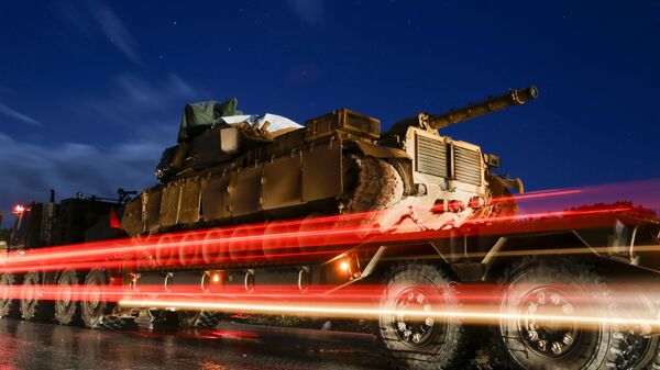 Конвой турецкой военной техники движется в направлении города Идлиб. 10 февраля 2020
