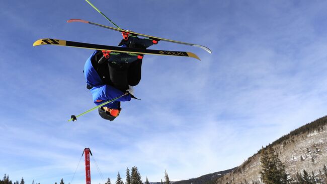 COPPER MOUNTAIN, COLORADO - DECEMBER 11: Bingqiang Mao of China competes during the Men's Freeskiing Halfpipe Qualifier on December 11, 2019 in Copper Mountain, Colorado.   Sean M. Haffey/Getty Images/AFP