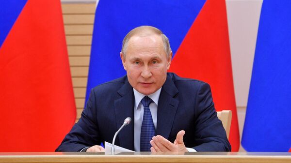 Президент РФ Владимир Путин проводит встречу с рабочей группой по подготовке предложений о внесении поправок в Конституцию Российской Федерации. 13 февраля 2020