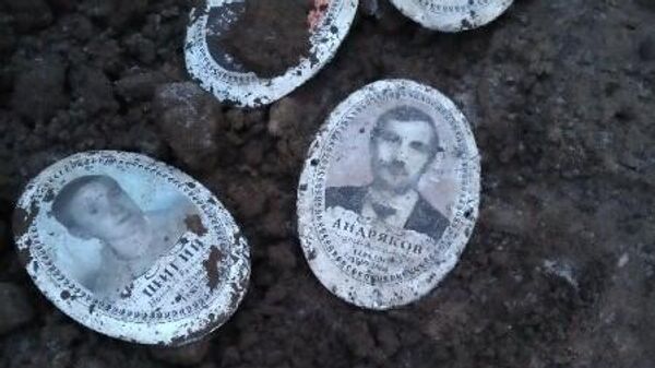 Фрагменты надгробий, найденные в Тольятти после вскрытия грунта