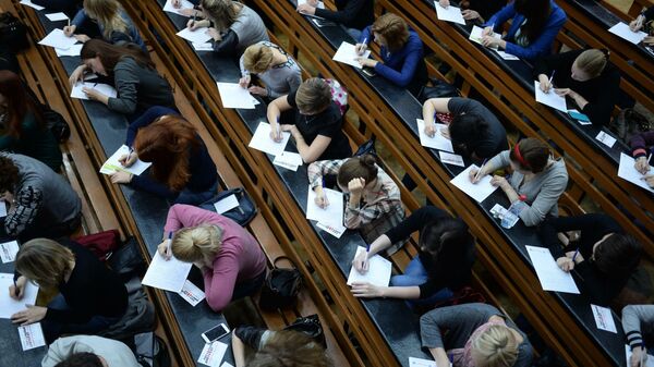 Как поддержать русскоязычных студентов и школьников за рубежом?