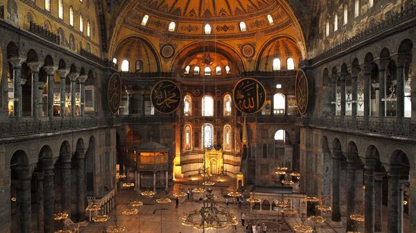 Интерьер собора Святой Софии в Стамбуле