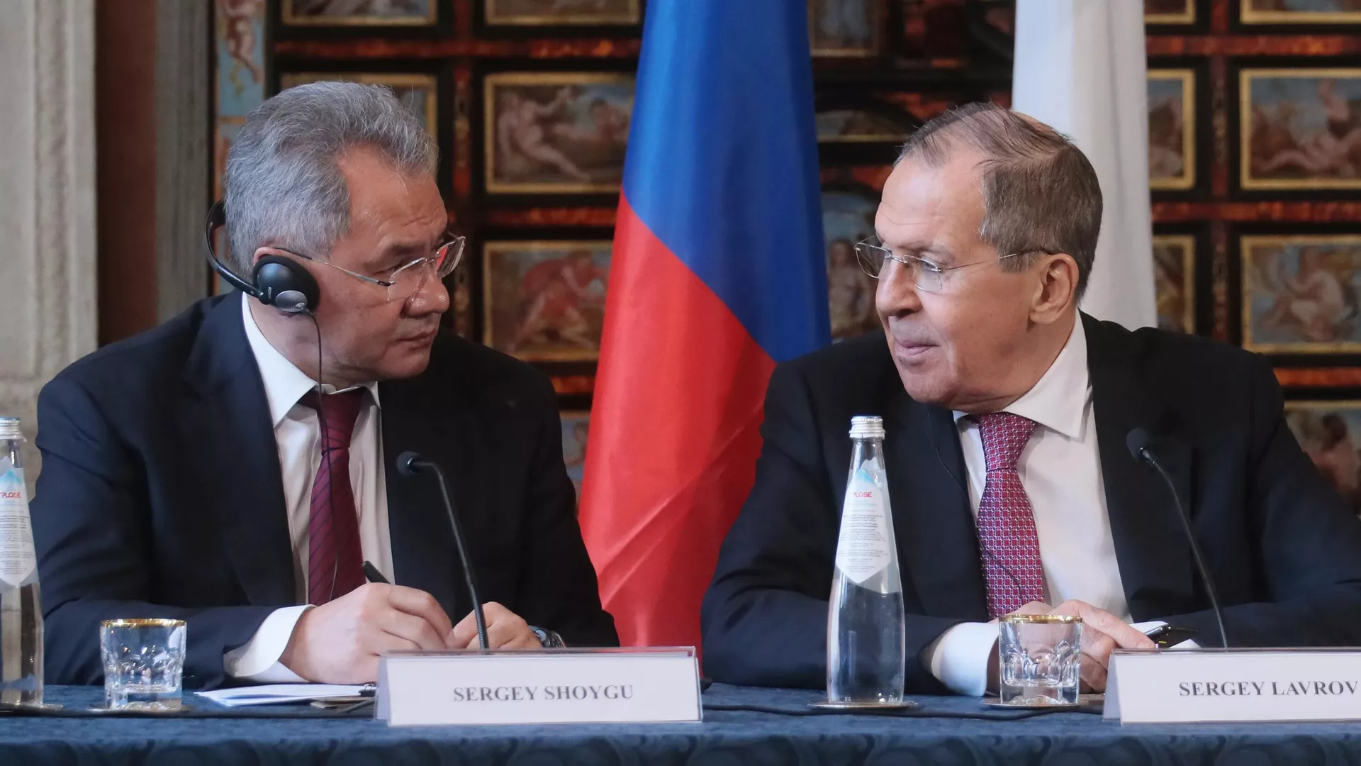 Министр обороны РФ Сергей Шойгу и министр иностранных дел РФ Сергей Лавров Министр обороны РФ Сергей Шойгу и министр иностранных дел РФ Сергей Лавров - РИА Новости, 1920, 28.03.2022