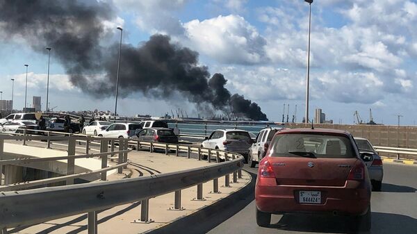 Дым в порту Триполи. 18 февраля 2020