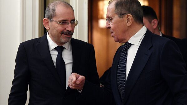 Министр иностранных дел РФ Сергей Лавров и министр иностранных дел Иордании Айман ас-Сафади во время встречи в Москве
