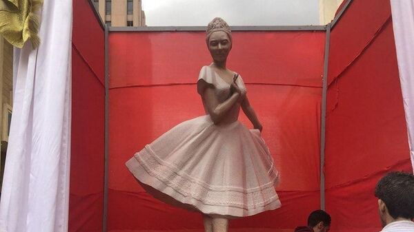 Открытие памятника российской балерине Анне Павловой в Каире