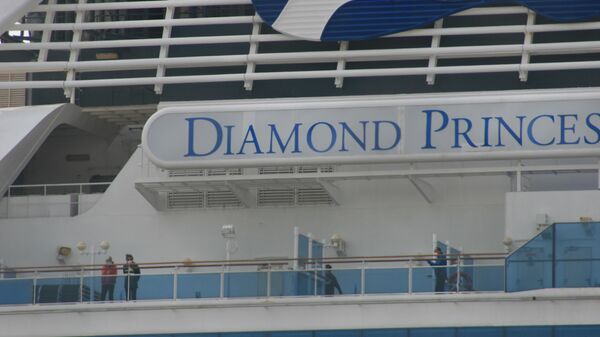 Судно Diamond Princess в порту Йокогама