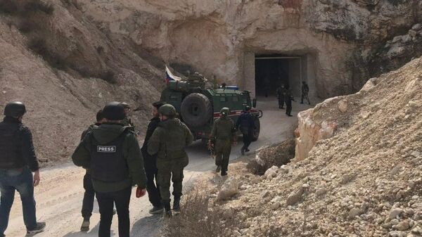 Подземные склады и штабы боевиков Хайят Тахрир аш Шам (террористическая организация, запрещена на территории РФ) в районе под Алеппо