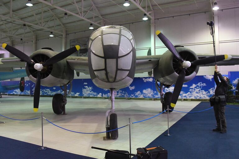 Американский бомбардировщик B-25 Митчелл , представленный в Центральном музее Военно-воздушных сил 