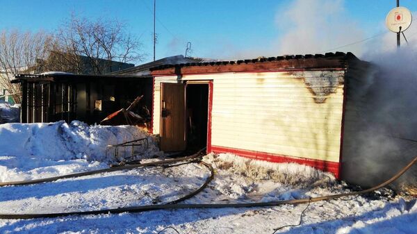 Пожар в жилом доме в Новом Уренгое