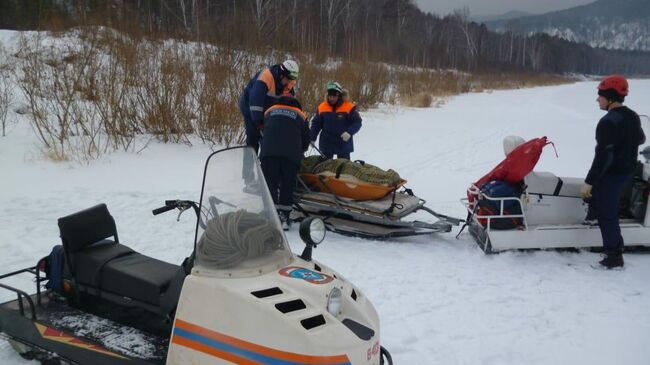 Семь человек получили травмы во время прогулки к Манской петле в Красноярском крае. 24 февраля 2020