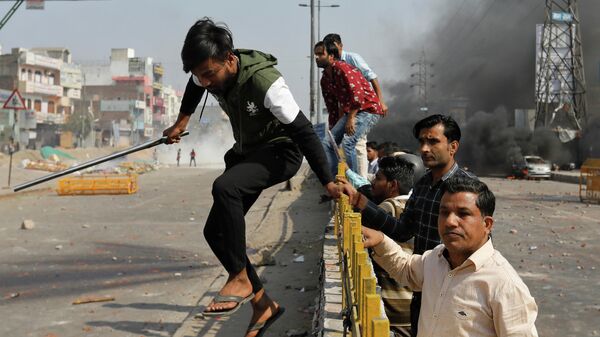 Беспорядки в Нью-Дели