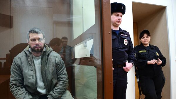 Бывший полицейский Денис Коновалов в суде