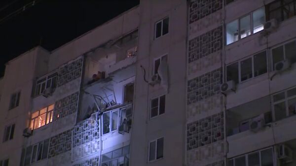 Стоп-кадр видео последствий взрыва газа в девятиэтажном доме в городе Элиста
