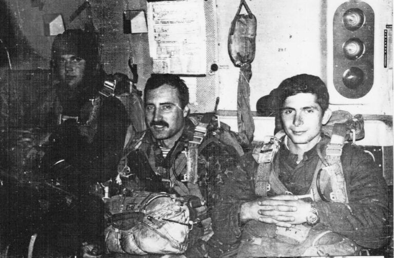 Герой России гвардии подполковник Евтюхин Марк Николаевич 1989 год Герой России гвардии подполковник Евтюхин Марк Николаевич 1989 год