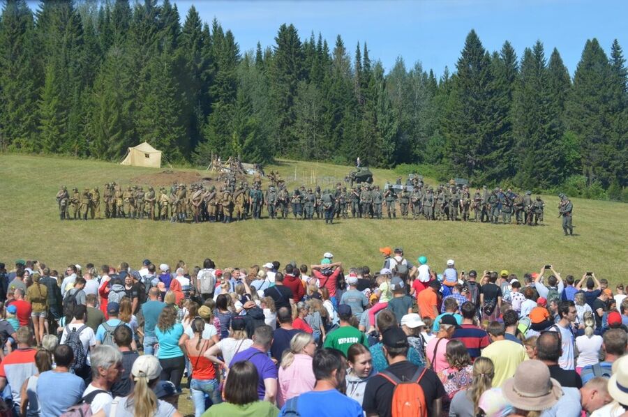 Фестиваль Большие маневры на Хохловских холмах