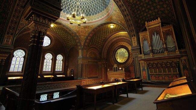 Интерьер Испанской синагоги в Праге
