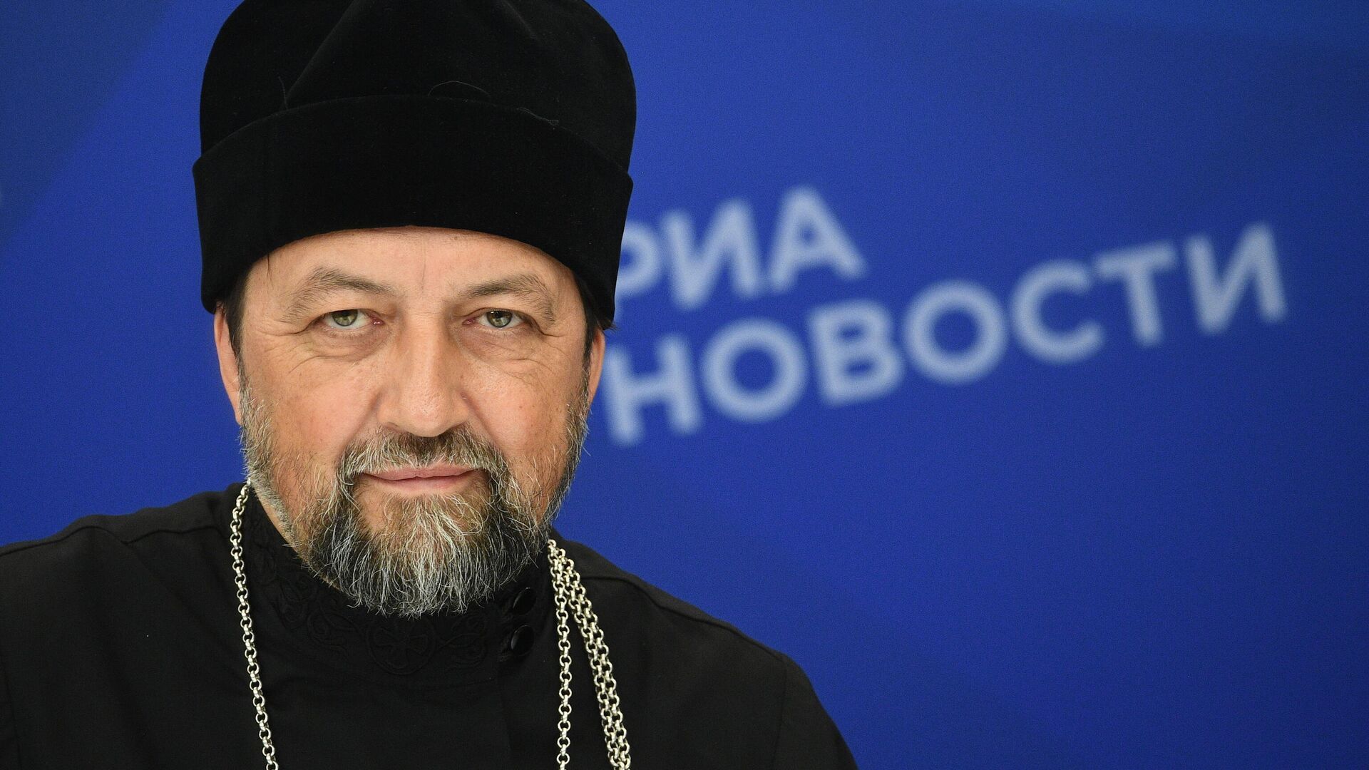Председатель Учебного комитета Русской Православной Церкви, настоятель храма преподобного Серафима Саровского на Краснопресненской набережной в Москве протоиерей Максим Козлов - РИА Новости, 1920, 19.03.2024