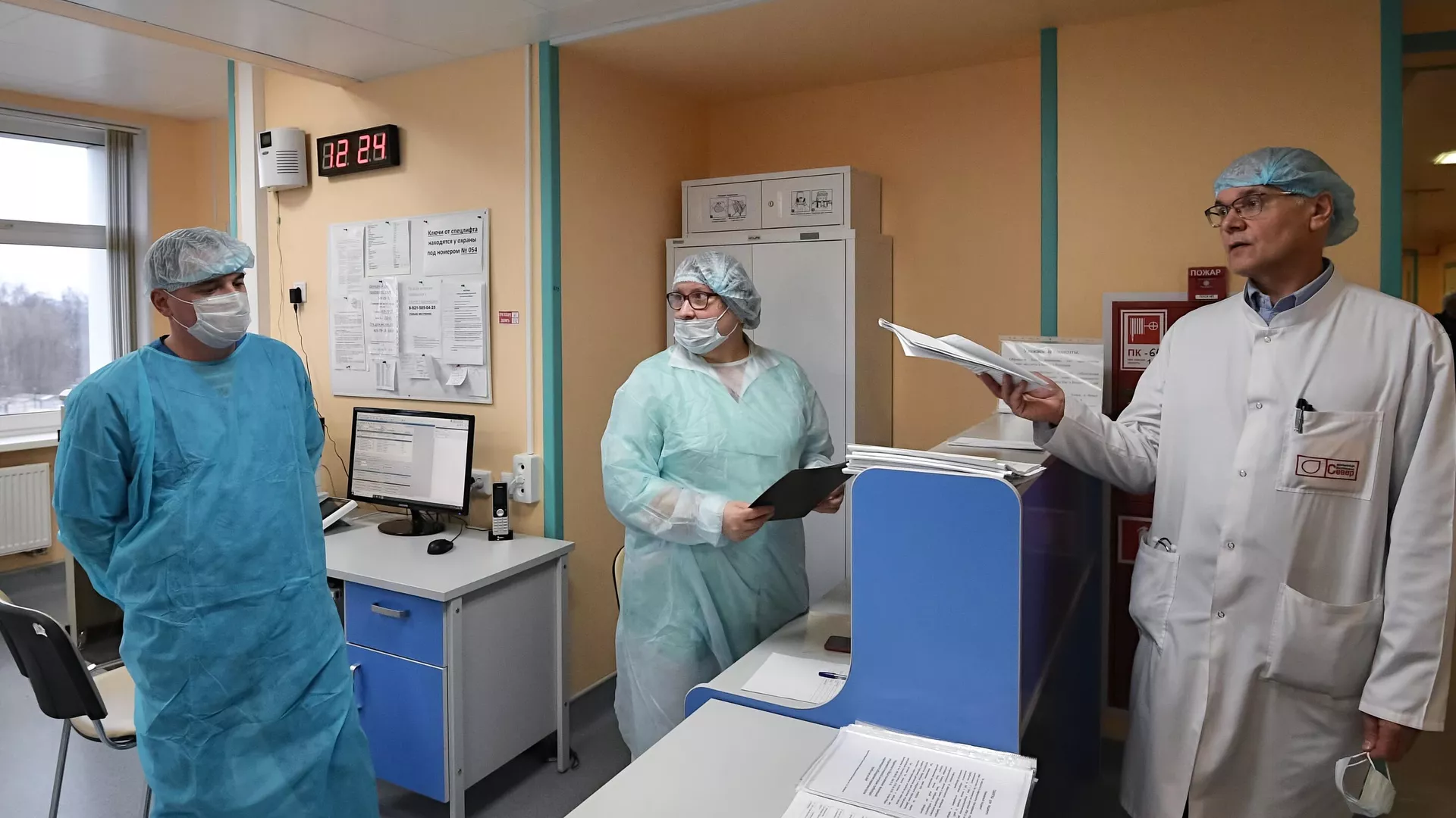 Медики отдельного режимного корпуса Городской клинической инфекционной больницы имени С. П. Боткина - РИА Новости, 1920, 04.03.2020