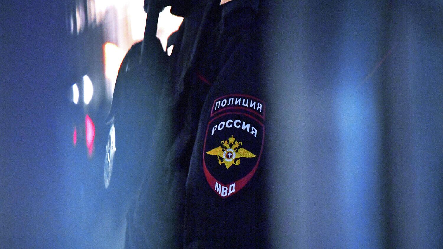 Эмблема на форме сотрудника полиции - РИА Новости, 1920, 01.09.2023