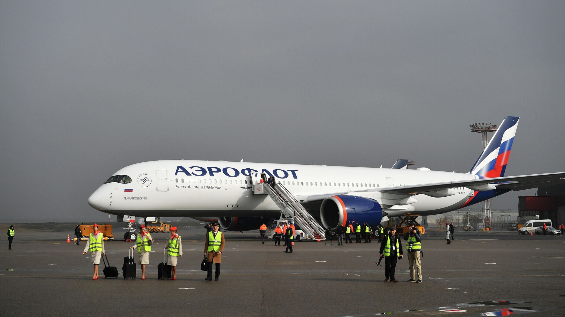 Аэрофлот презентовал первый Airbus A350 - РИА Новости, 1920, 05.03.2020