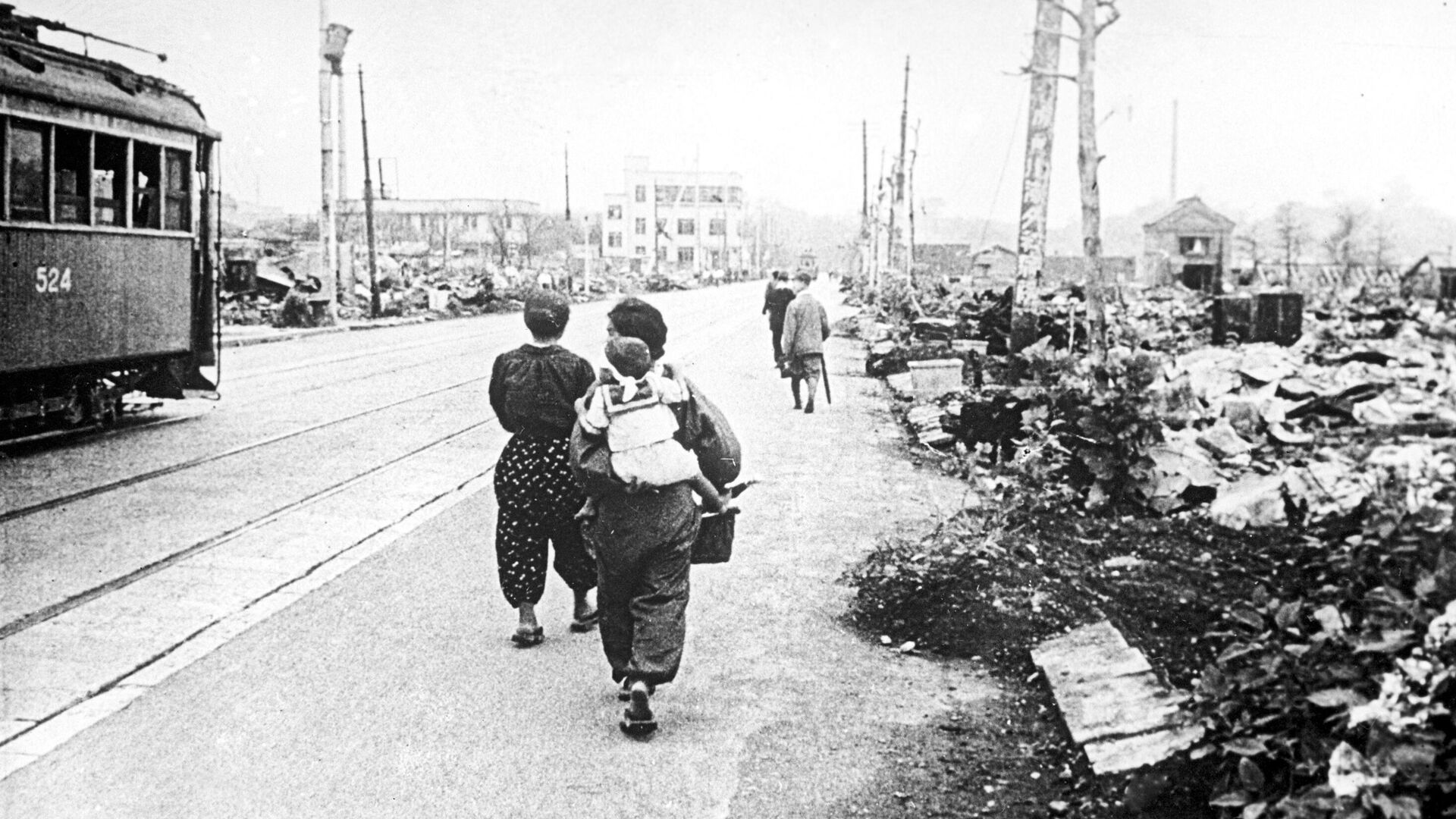 Токио после бомбежки. Бомбардировка была проведена Военно-воздушными силами США 10 марта 1945 года - РИА Новости, 1920, 10.03.2025