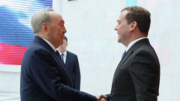 Дмитрий Медведев и Нурсултан Назарбаев во время встречи в Нур-Султане. 6 марта 2020