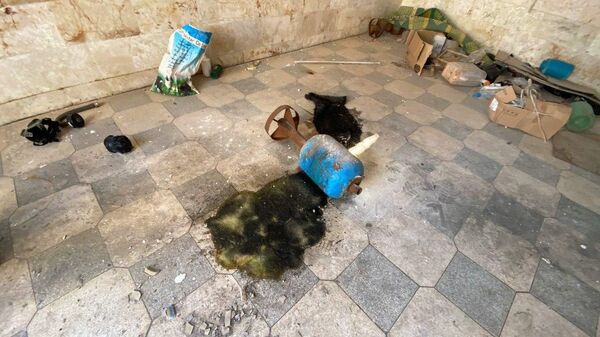 Место, где террористы готовили провокацию с химически отравляющим веществом в городе Саракеб в провинции Идлиб, Сирия
