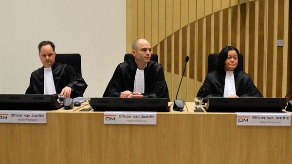 Государственные прокуроры на заседании суда в нидерландском Бадхоеведорпе по делу о крушении самолета Boeing 777 рейса MH17. 9 марта 2020