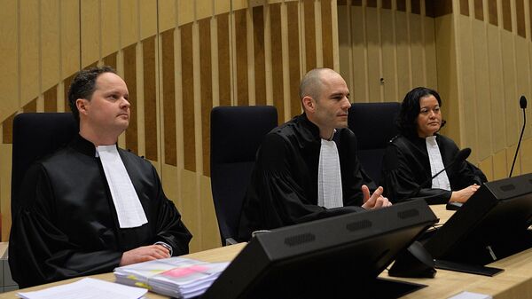 Государственные прокуроры на заседании суда в нидерландском Бадхоеведорпе по делу о крушении самолета Boeing 777 рейса MH17. 9 марта 2020