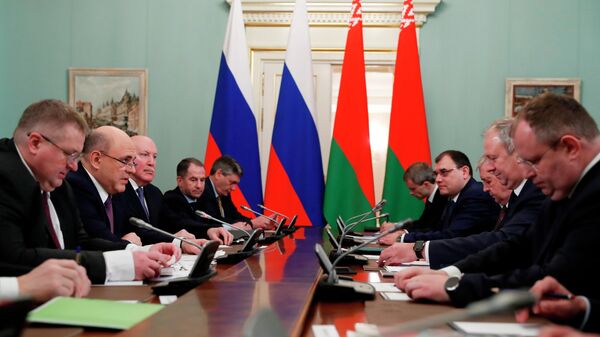 Премьер-министр России Михаил Мишустин и его белорусский коллега Сергей Румас во время встречи