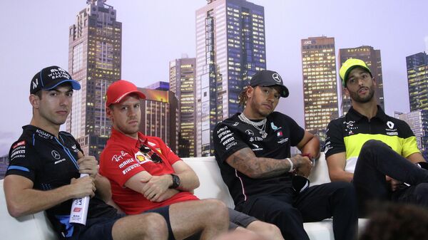 Пилоты Формулы-1 перед стартом уикенда Гран-при Австралии