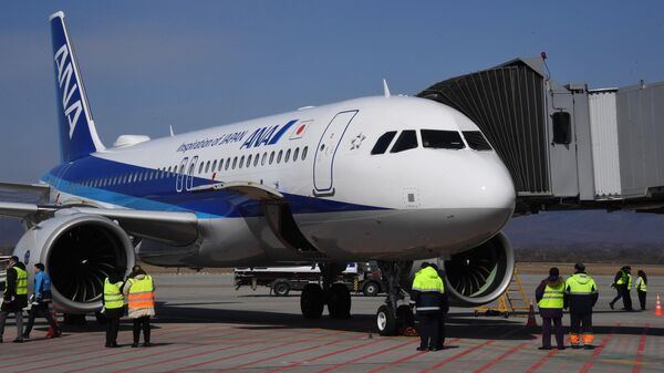 Самолет Airbus 320 японской авиакомпании All Nippon Airways (ANA), совершивший первый рейс по маршруту Токио - Владивосток