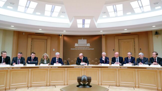 Председатель правительства РФ Михаил Мишустин проводит первое заседание координационного совета по борьбе с распространением коронавируса
