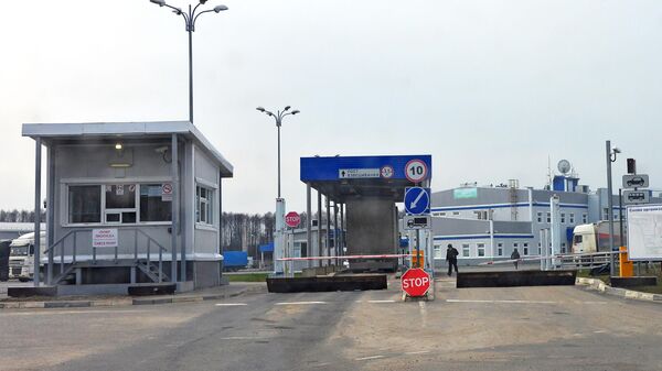 Автомобильный пункт пропуска Новые Юрковичи в пограничной зоне с Белоруссией в Брянской области