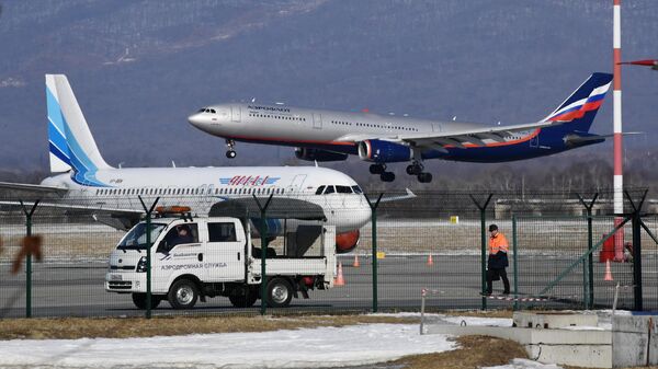 Самолеты в аэропорту Владивостока