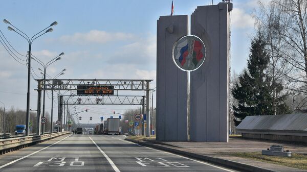 Пункт пропуска Редьки-Красная горка на трассе М1 на белорусско-российской границе
