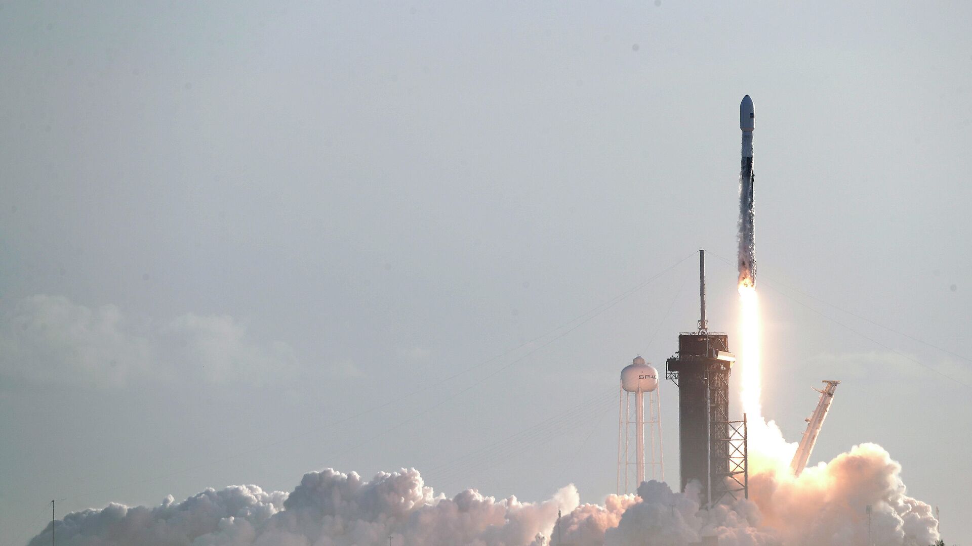 Пуск ракеты Falcon 9 SpaceX на мысе Канаверал - РИА Новости, 1920, 04.03.2021
