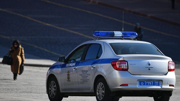 Полицейский автомобиль в центре Москвы