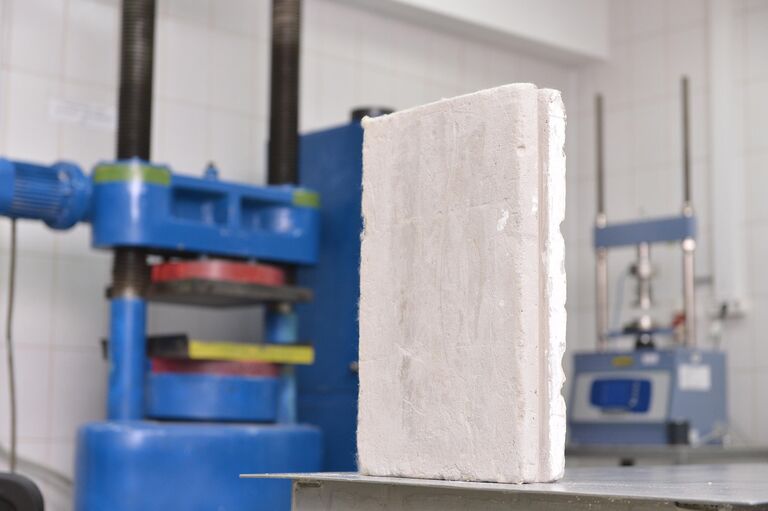 Пуленепробиваемый материал из ДГТУ Пуленепробиваемый материал из ДГТУ