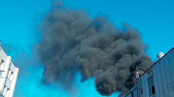 Кадры пожара на складе в Тюмени